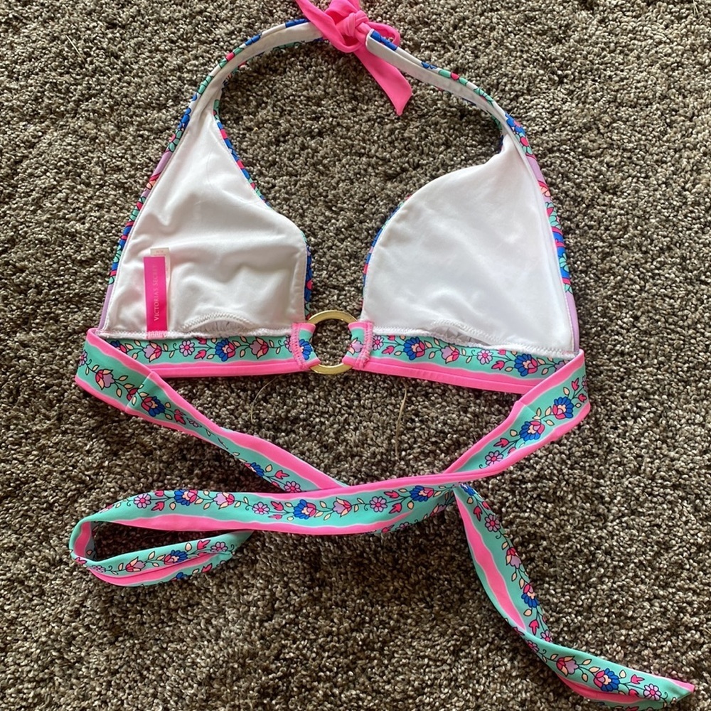 Victoria’s secret’s swimsuit top - Picture 6 of 6
